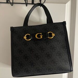Guess Black and Gold Handbag
